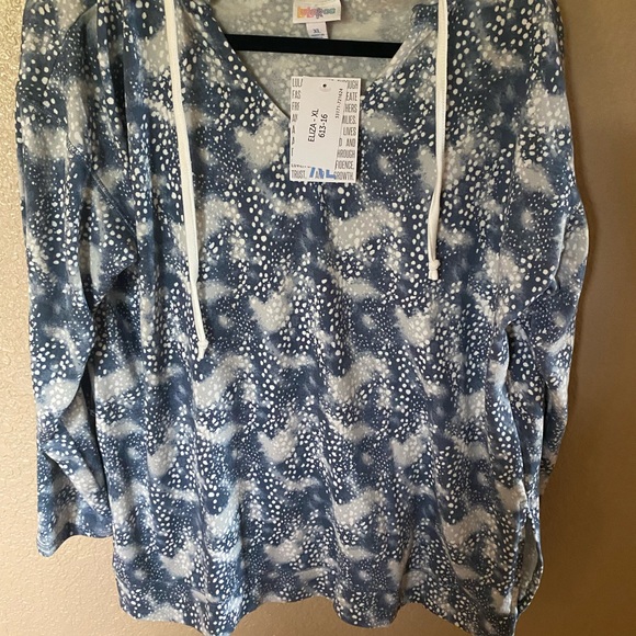 Lularoe Amber and Eliza pullover hoodies either NWT or NWOT. Size XL-2X - Picture 12 of 15